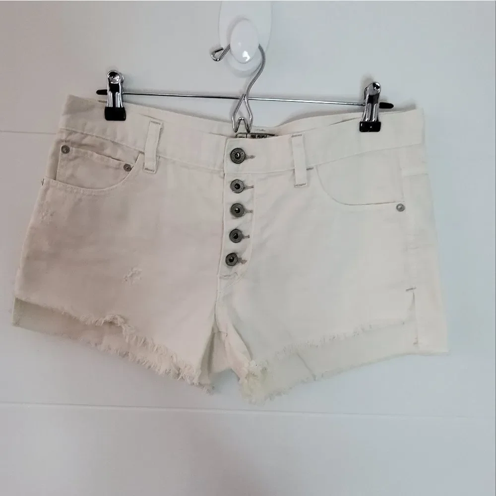 Free People Women's Distressed Cutoff Shorts Size 27